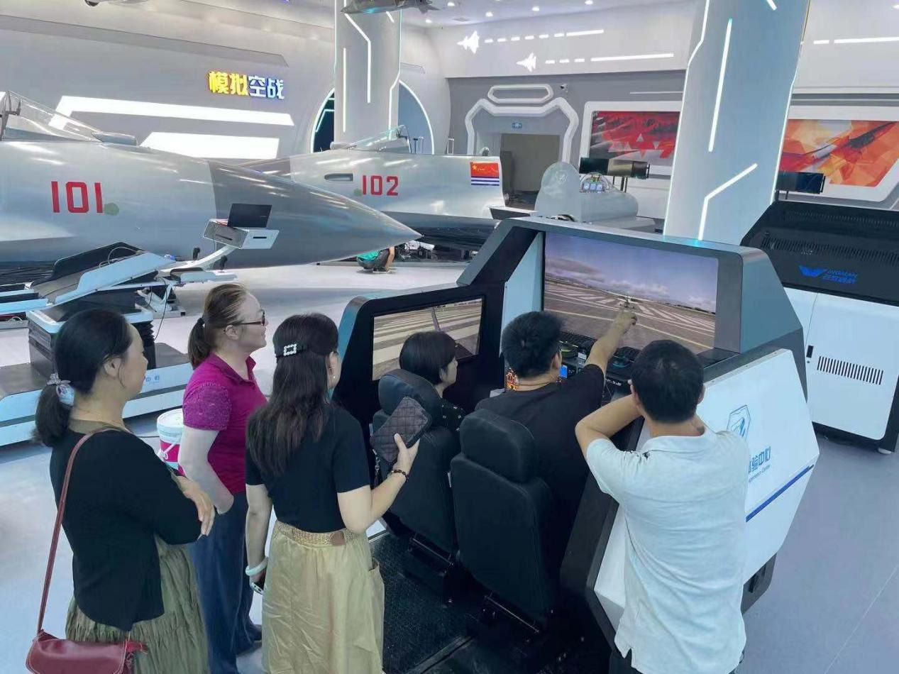 湖南省审计厅领导参观长沙航空科技体验中心